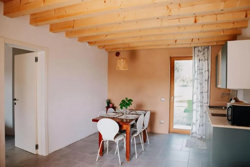 Apartment Country Apartment, Near Bardolino And Lazise Calmasino Italien